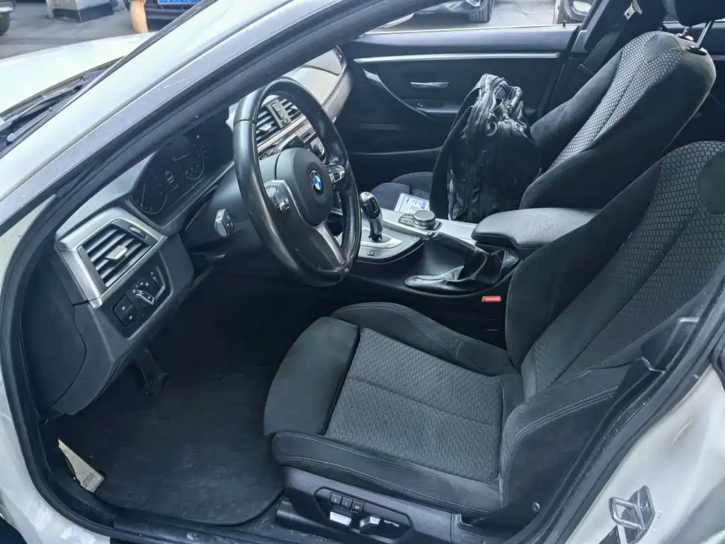 BMW 4 Series — миниатюра 4