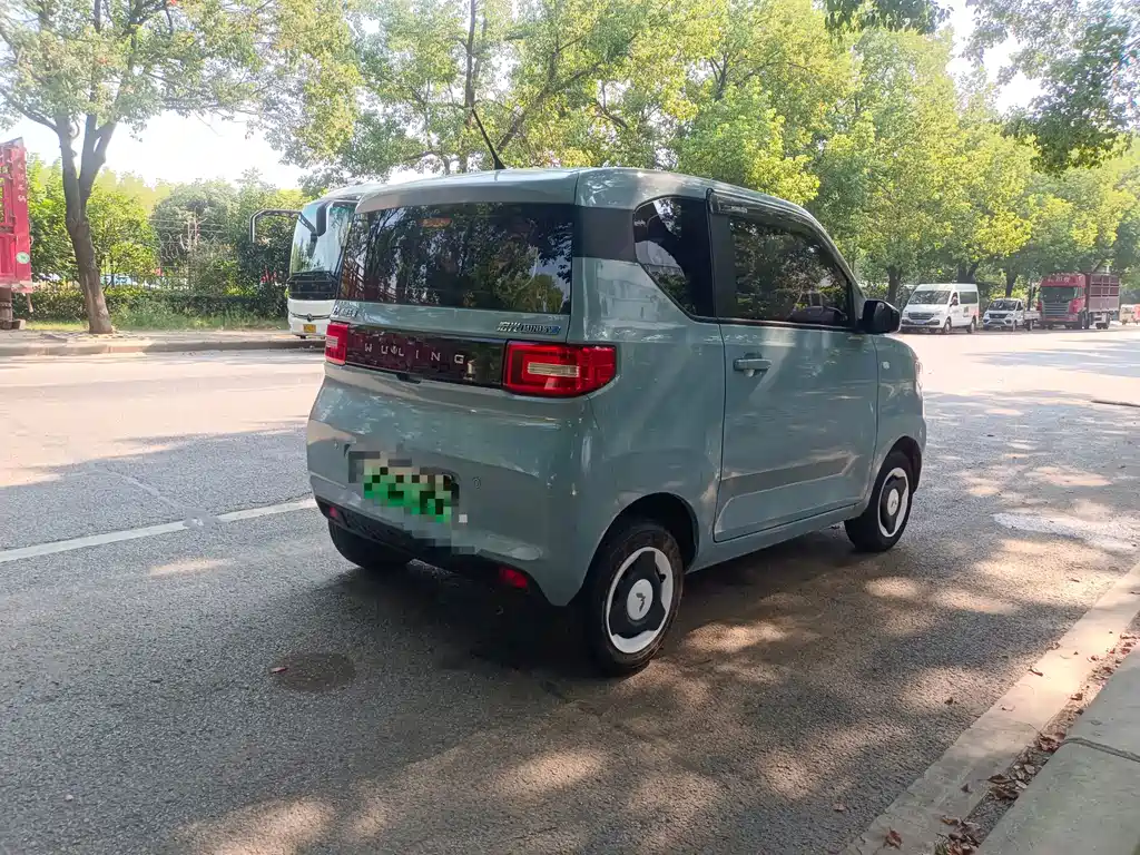 Wuling MINIEV — миниатюра 8