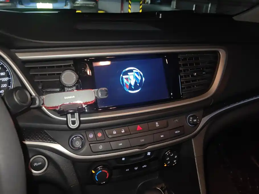Buick Excelle — миниатюра 13