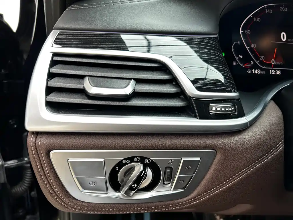 BMW 7 Series 7 2021 730Li M Sport