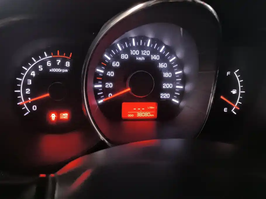Kia K2 — миниатюра 14