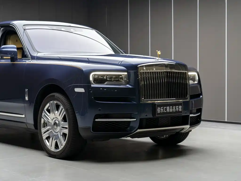 Rolls-Royce Cullinan — миниатюра 4