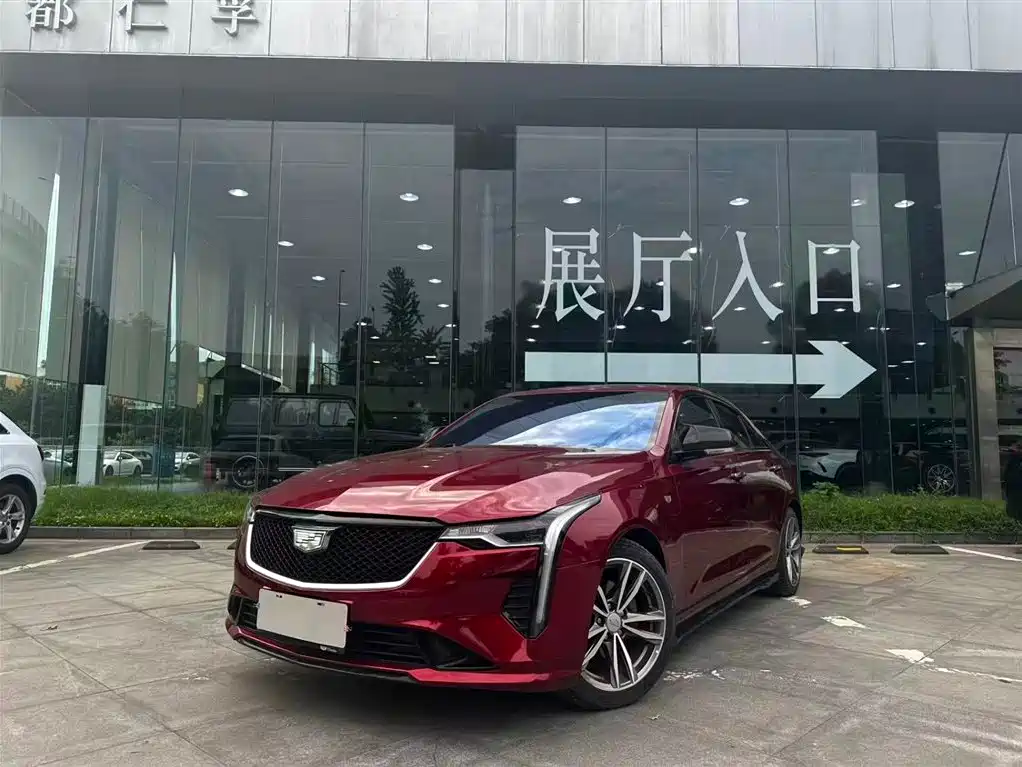 Cadillac CT4