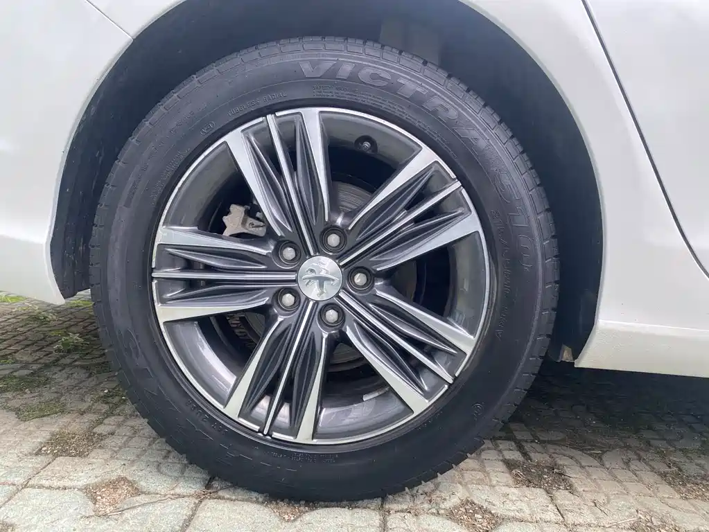 Peugeot 308 — миниатюра 12