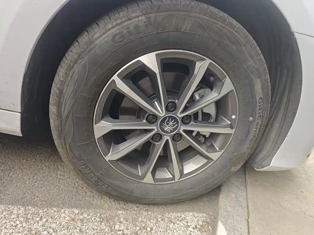 BYD Qin PLUS — миниатюра 8