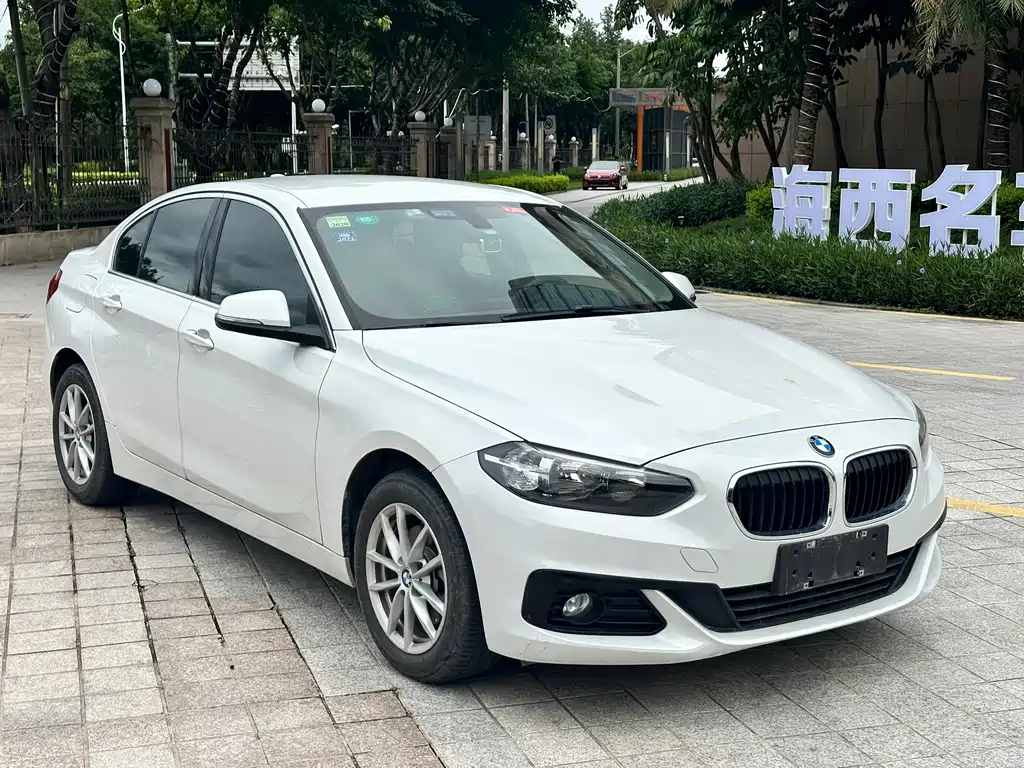 BMW 1 Series 1 2018 118i Fashion