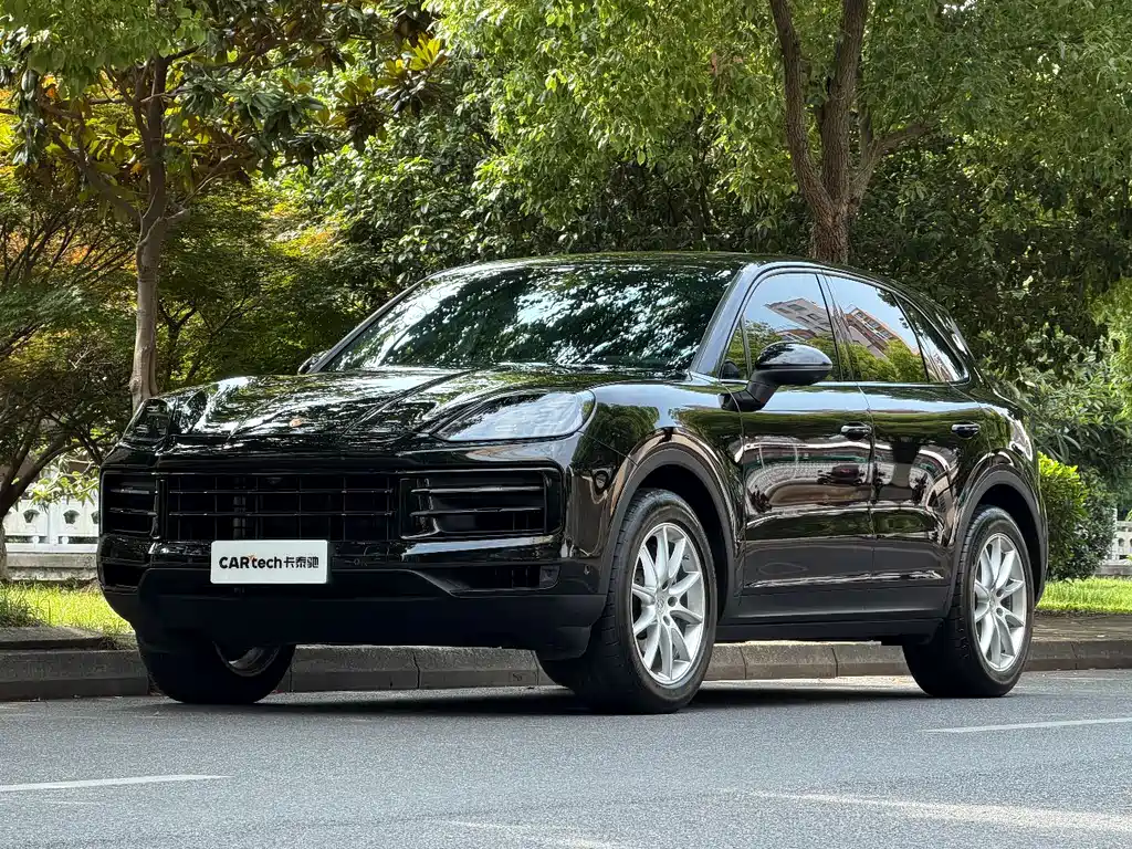 Porsche Cayenne 2024