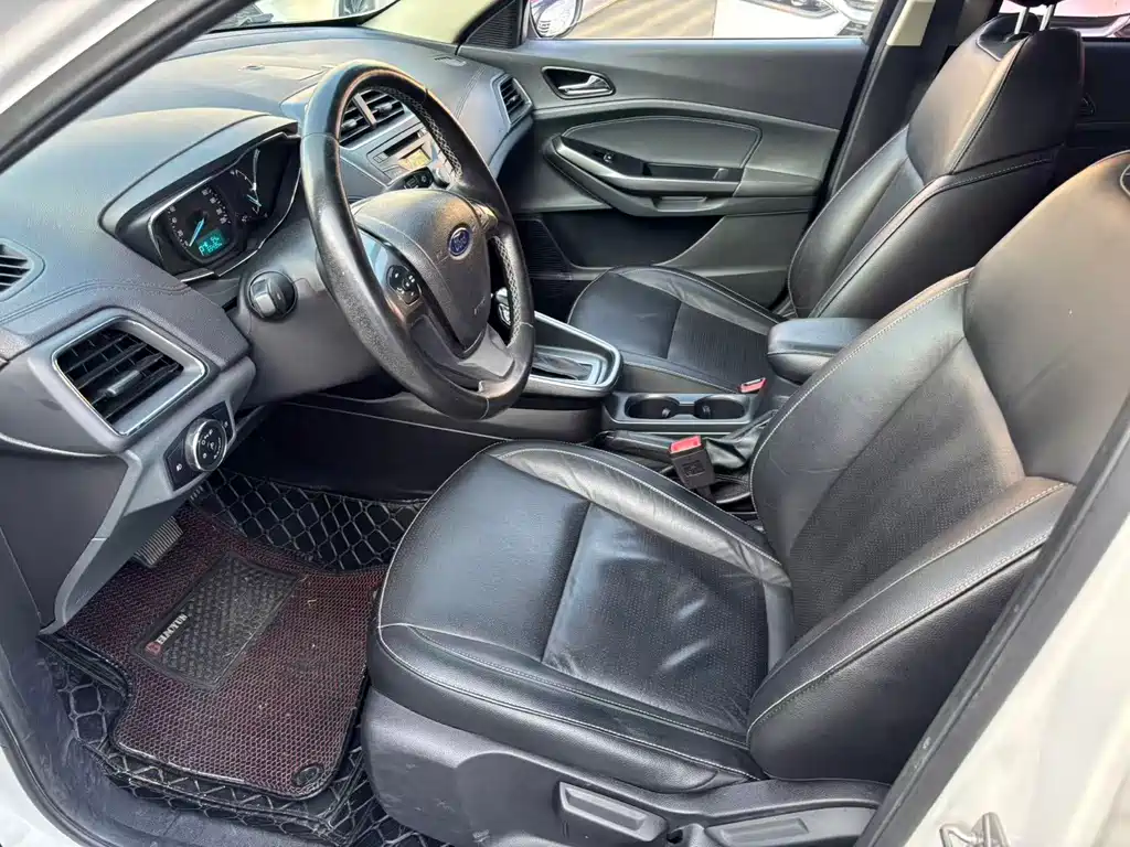 Ford Escort — миниатюра 12