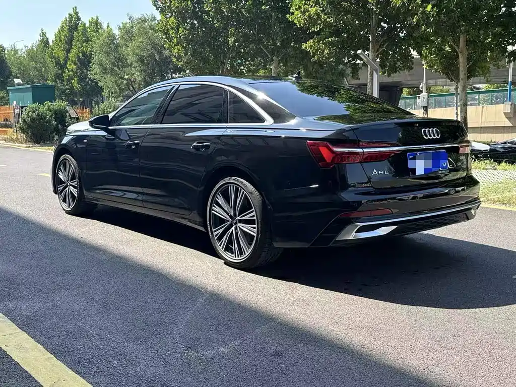 Audi A6L — миниатюра 6