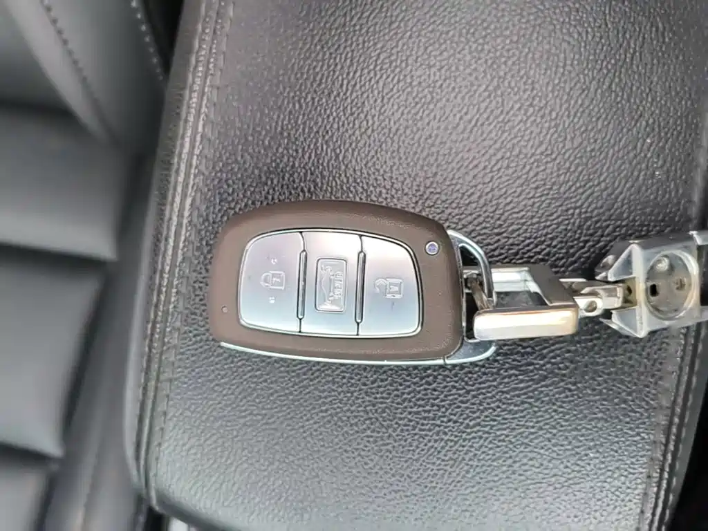 Hyundai Mistra 2019 1.8L AT GLS VI