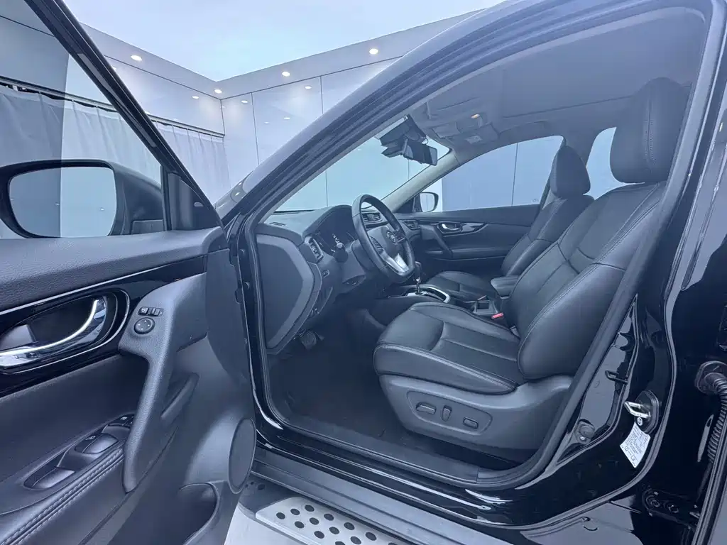 Nissan X-Trail — миниатюра 7
