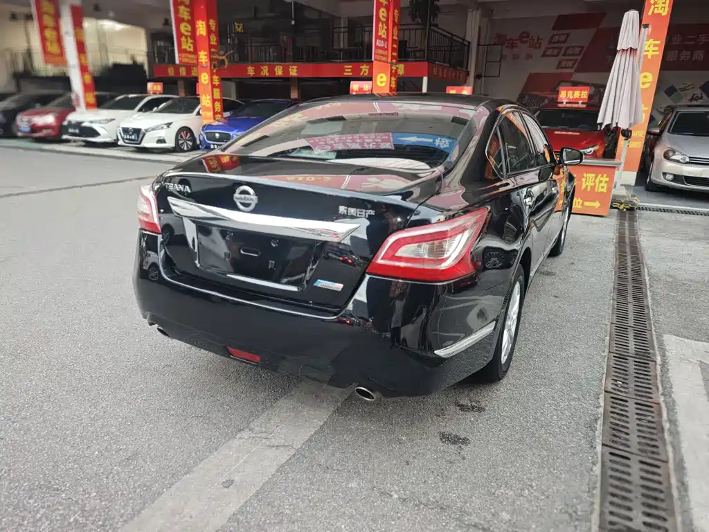 Nissan Teana — миниатюра 6