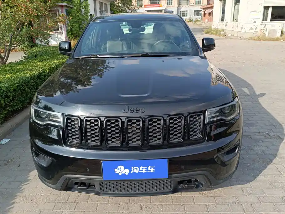 Jeep Grand Cherokee (Import) — миниатюра 2