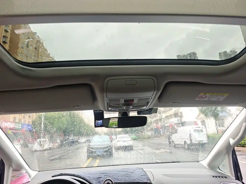 Volkswagen Sharan — миниатюра 19