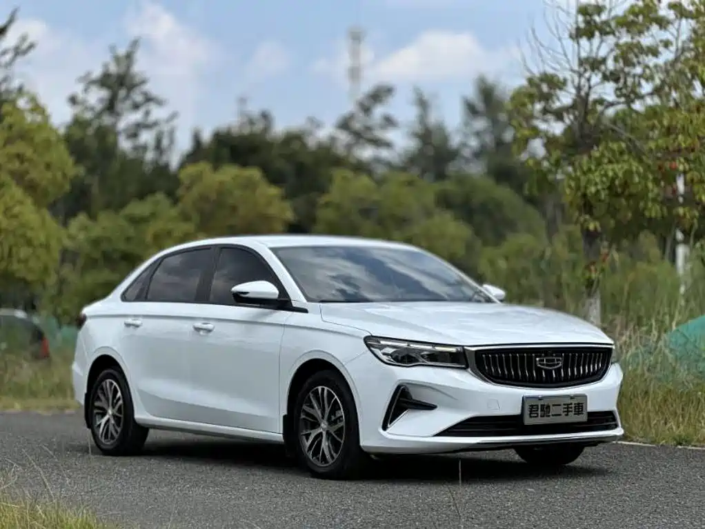 Geely Emgrand — миниатюра 3