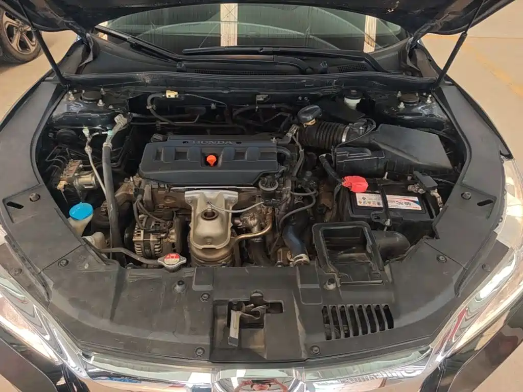 Honda Accord — миниатюра 20