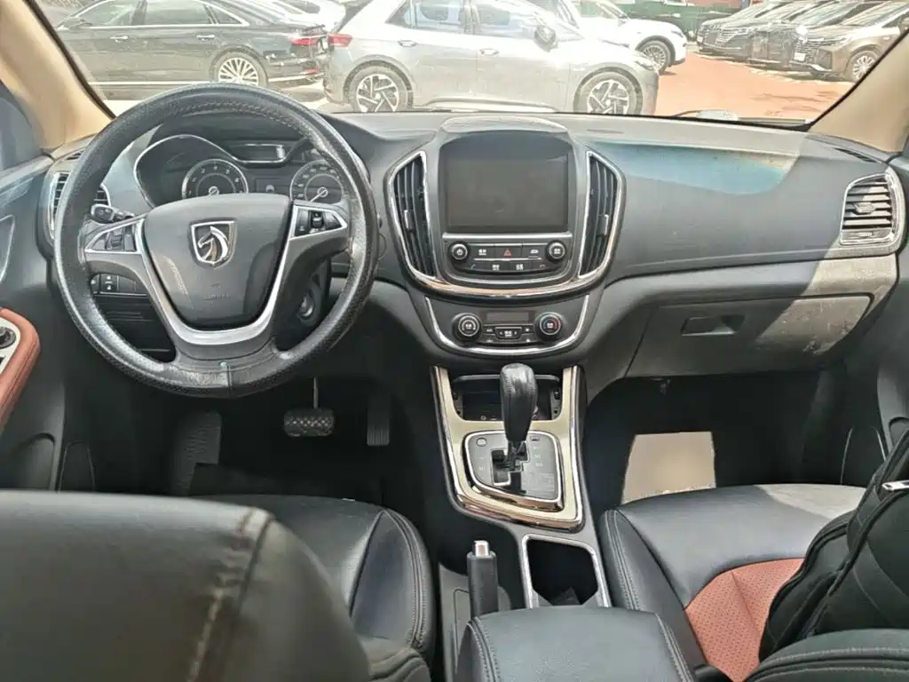 Baojun 560 — миниатюра 10