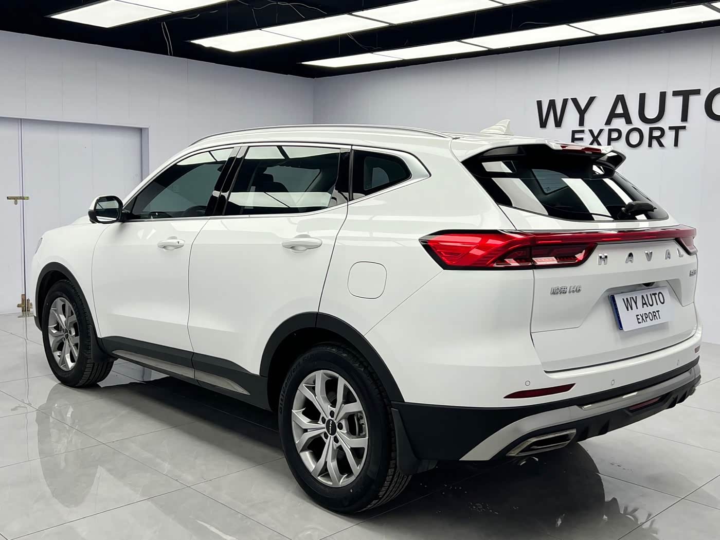 Haval Haval H6 1.5 л 2022 г. Белый, пробег 28000 км