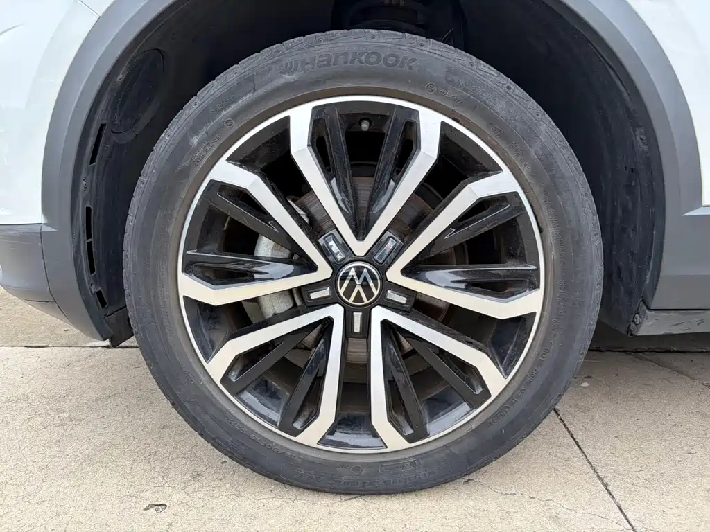 Volkswagen T-Roc — миниатюра 23