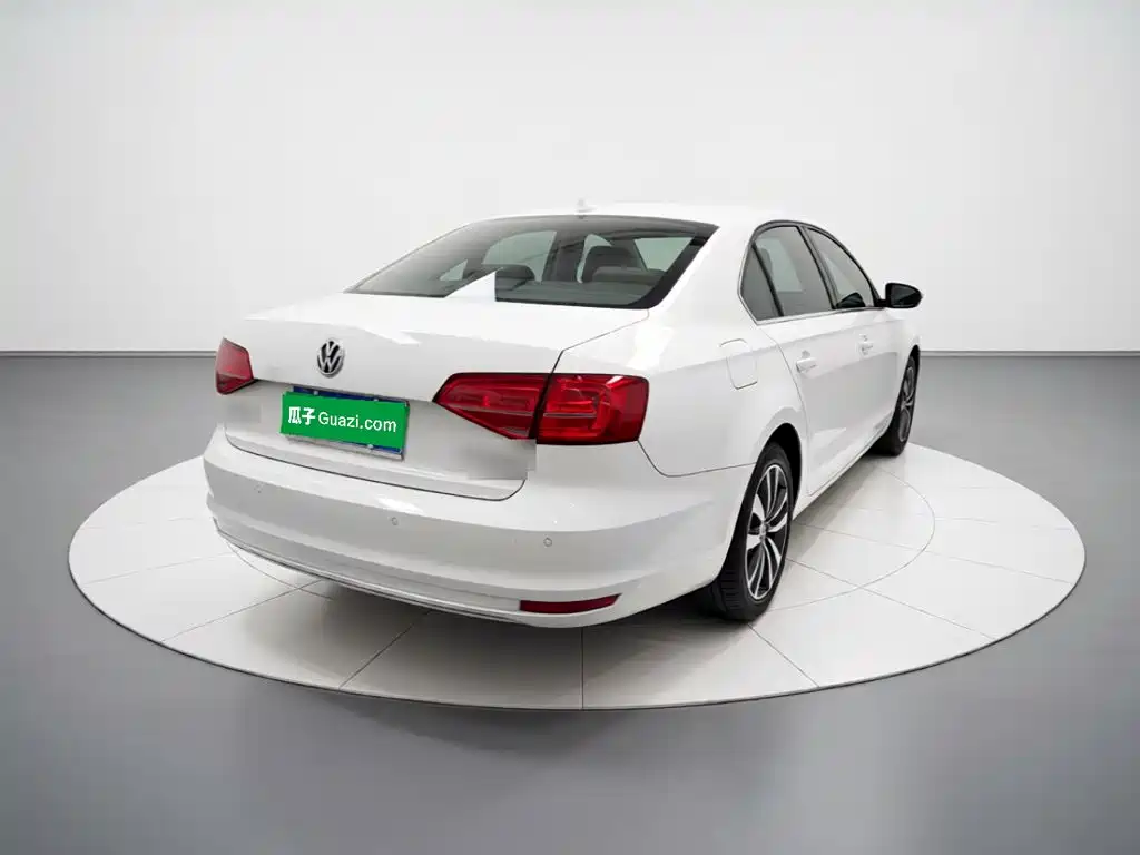 Volkswagen Sagitar — миниатюра 6