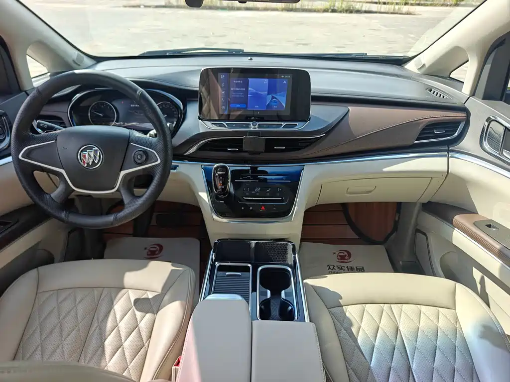 Buick GL8 — миниатюра 5
