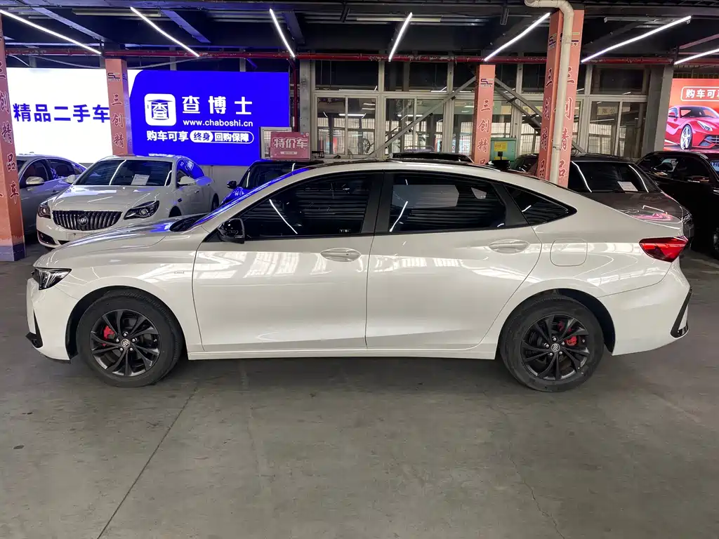 Buick Verano — миниатюра 8