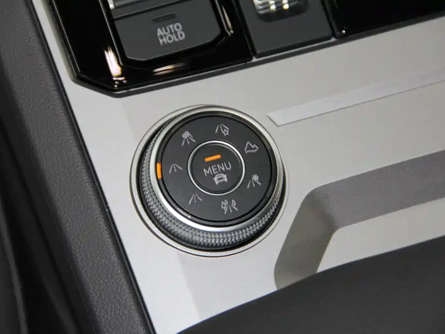 Volkswagen Touareg — миниатюра 22