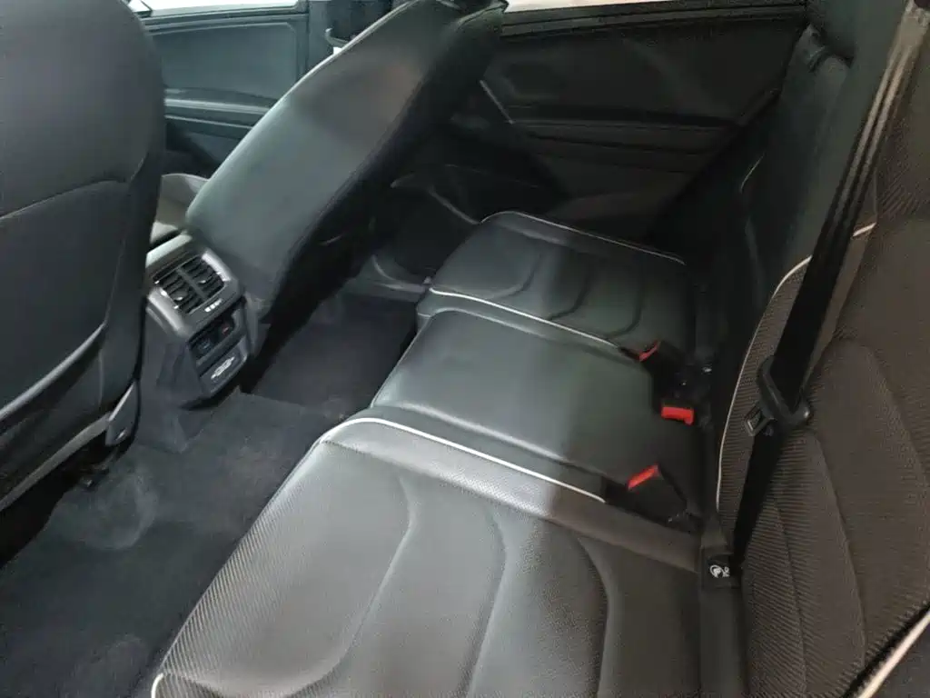 Volkswagen Tiguan L PHEV — миниатюра 17