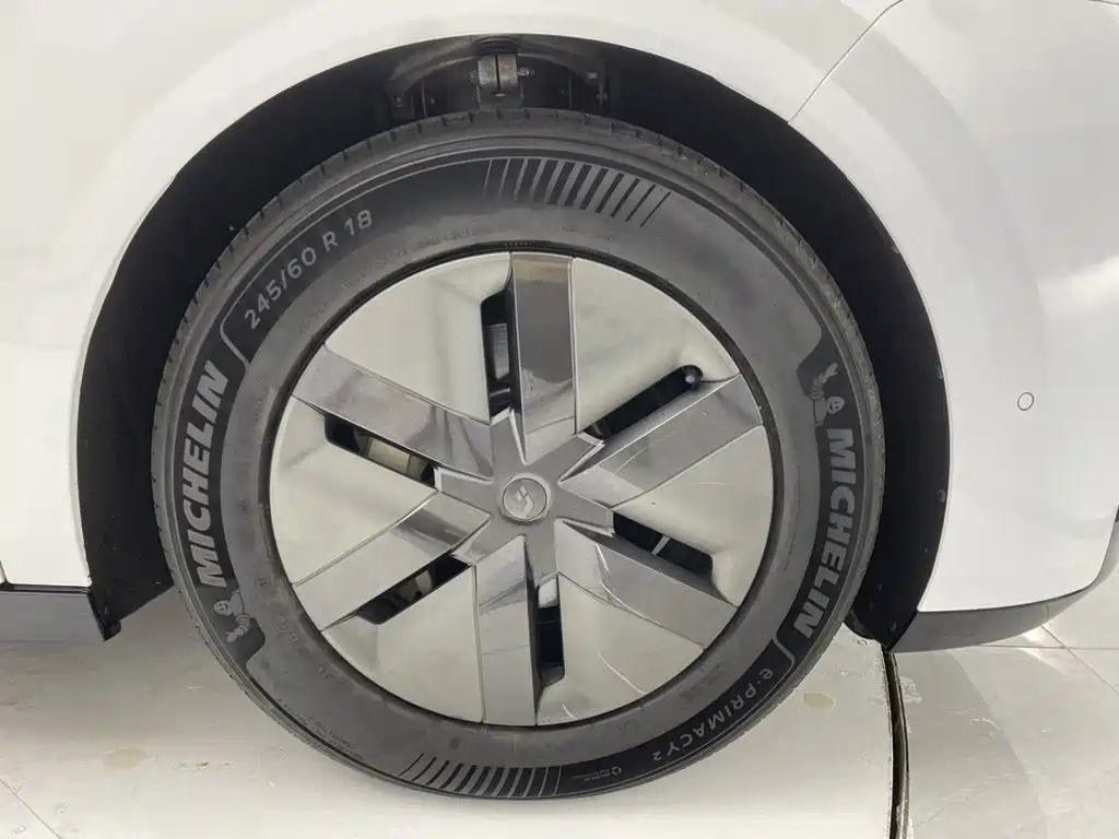Li Auto Li MEGA — миниатюра 11