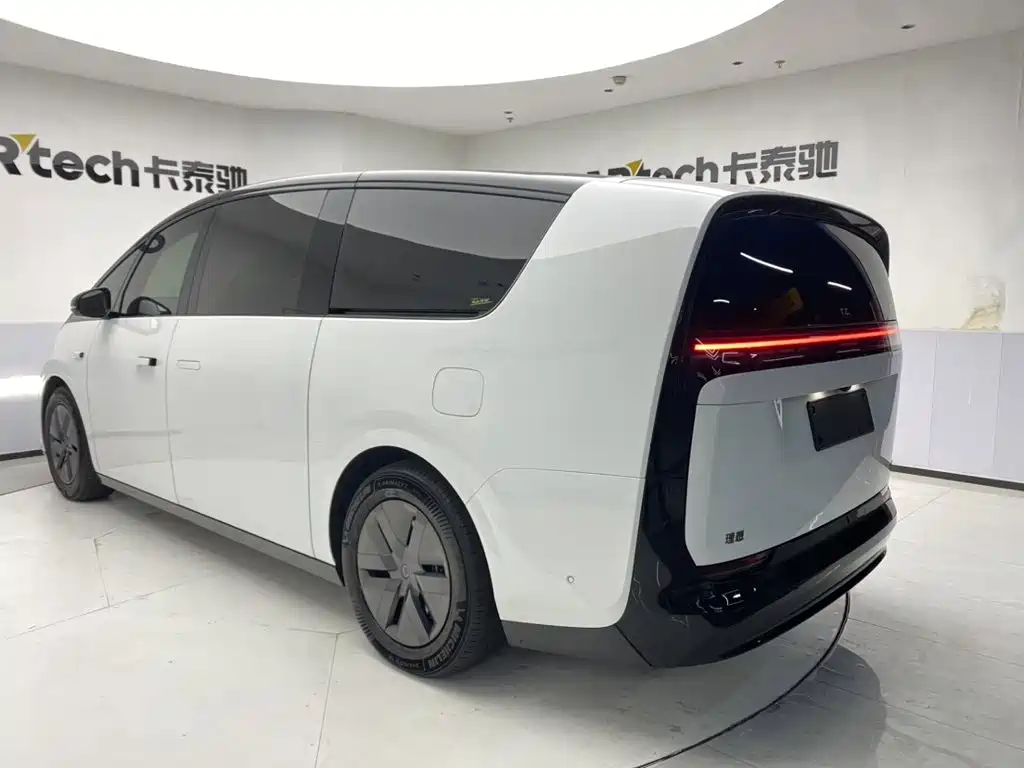 Li Auto Li MEGA — миниатюра 7