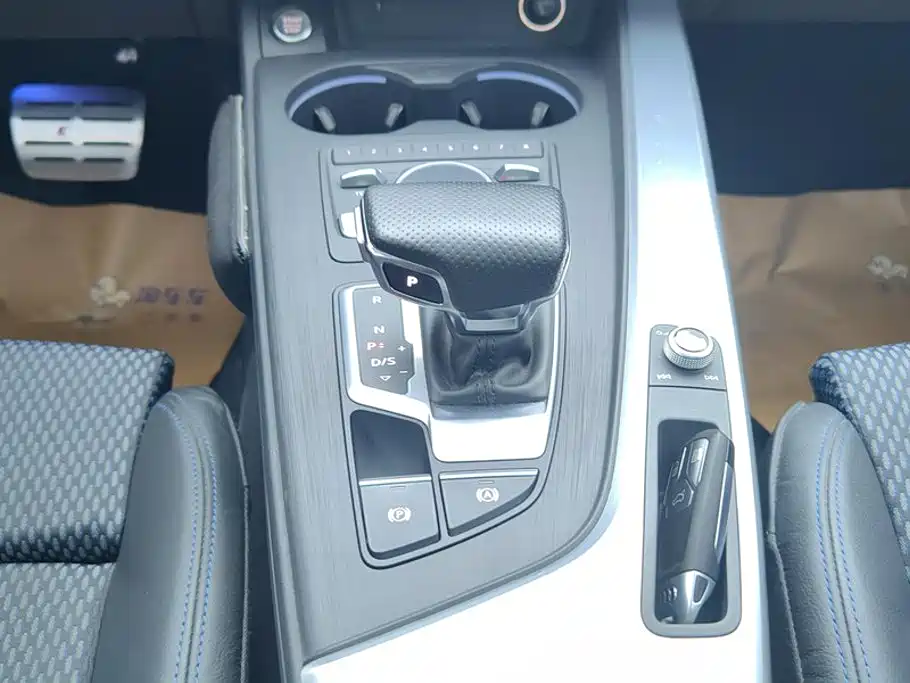 Audi A4L — миниатюра 16