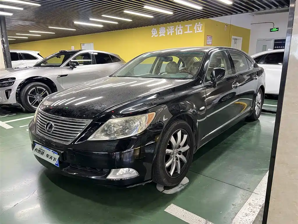 Lexus LS 2006 460L