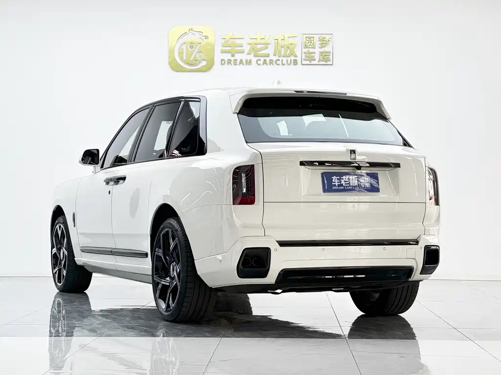 Rolls-Royce Cullinan 2025 Black Badge