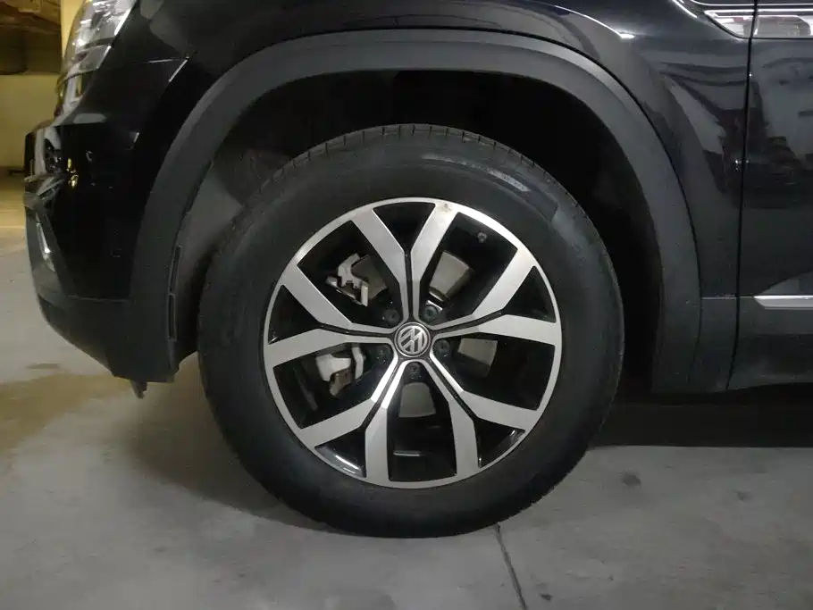 Volkswagen Teramont — миниатюра 6