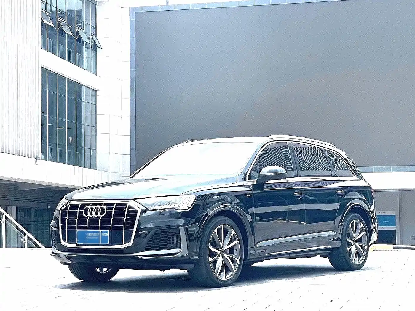 奥迪Q7 2023款 55 TFSI quattro S line运动型 2023