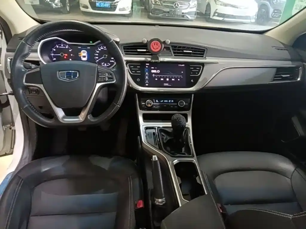 Geely Emgrand GL — миниатюра 10