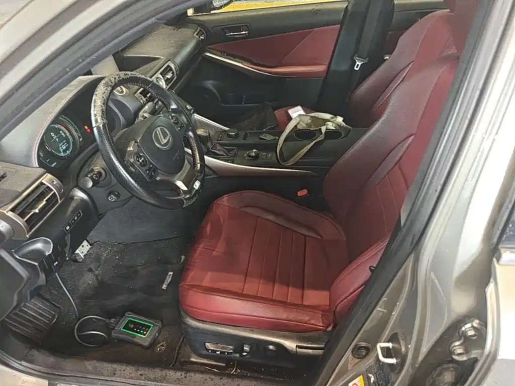 Lexus IS — миниатюра 15