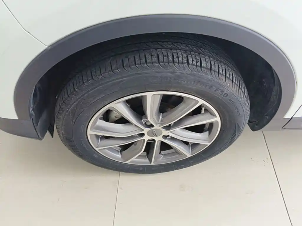 Geely Boyue — миниатюра 23