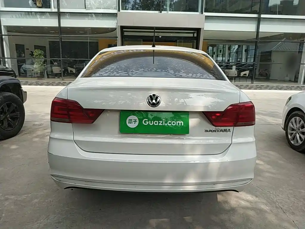 Volkswagen Santana — миниатюра 6