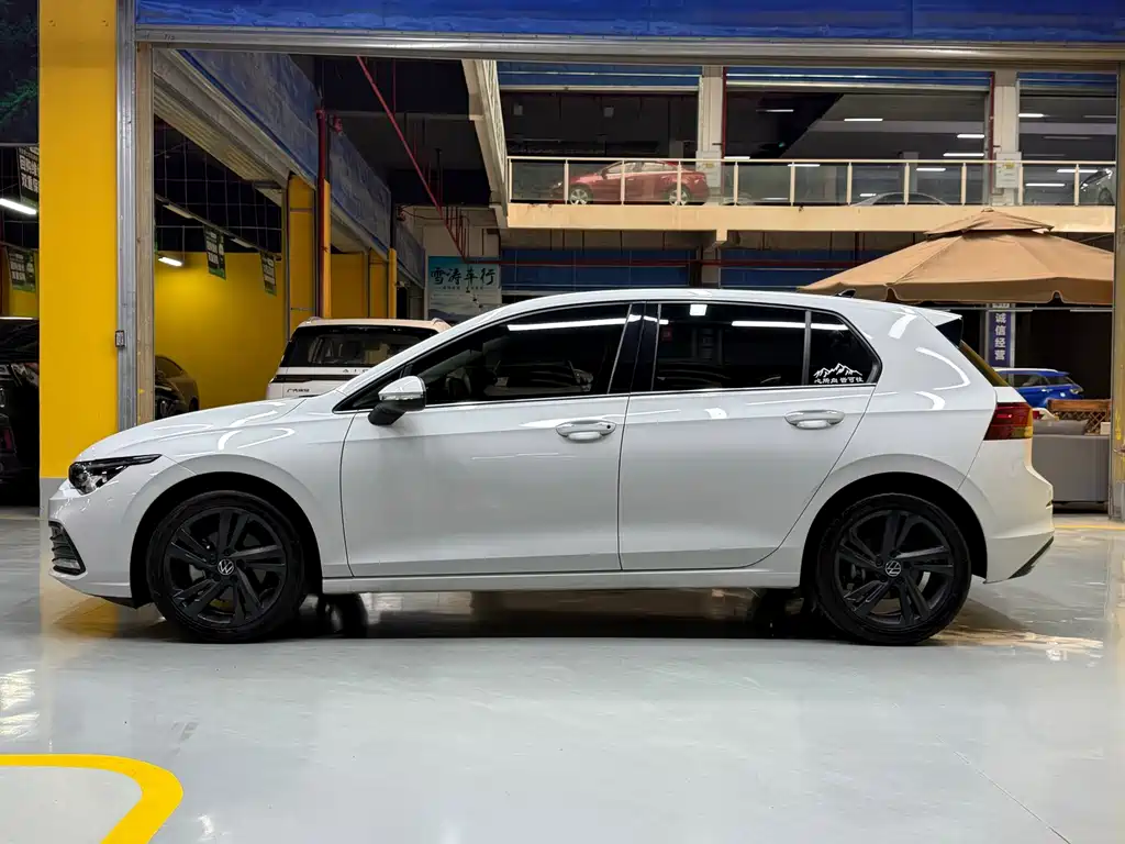 Volkswagen Golf — миниатюра 8