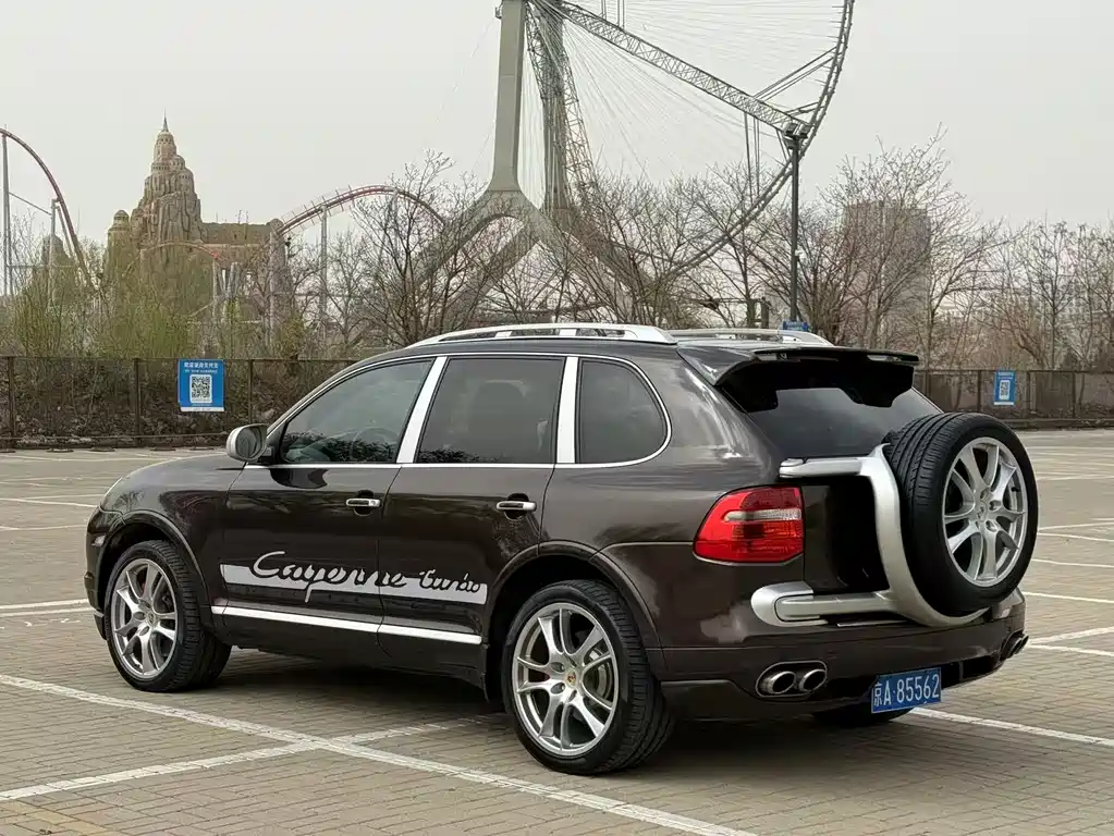 Porsche Cayenne 2009 Cayenne S Transsyberia 4.8L