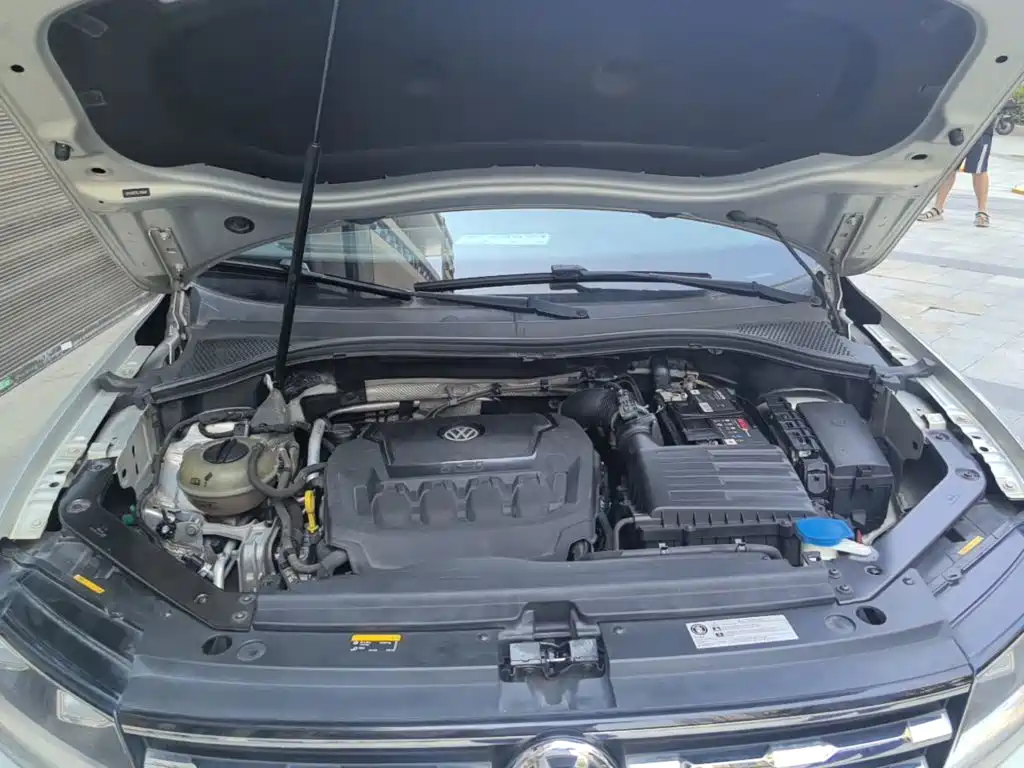 Volkswagen Tiguan L — миниатюра 20