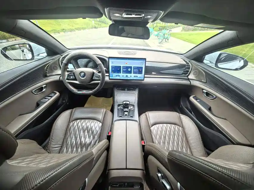 BYD Han — миниатюра 12