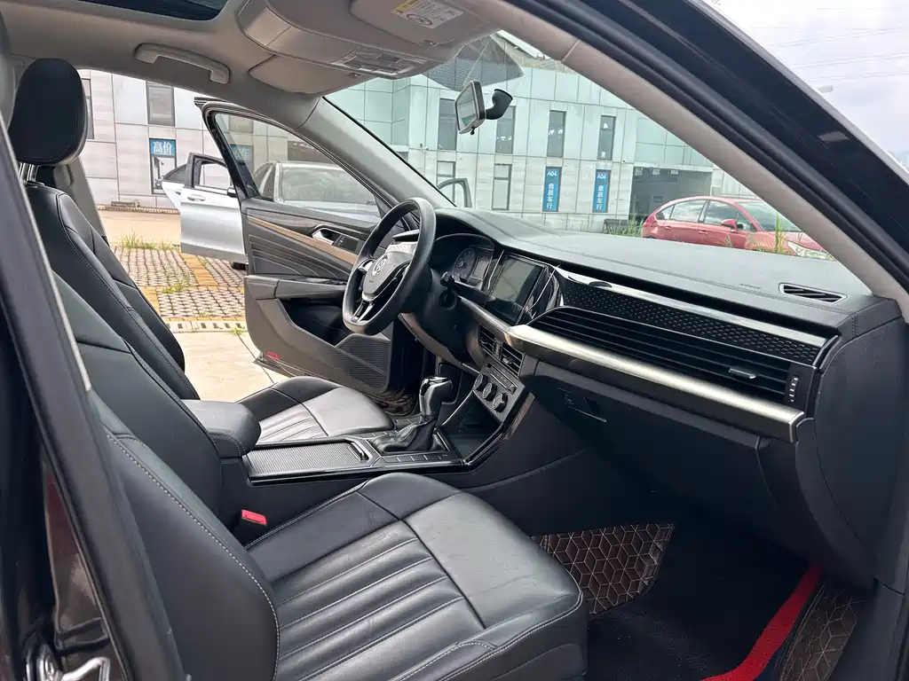 Volkswagen Passat - фото 10
