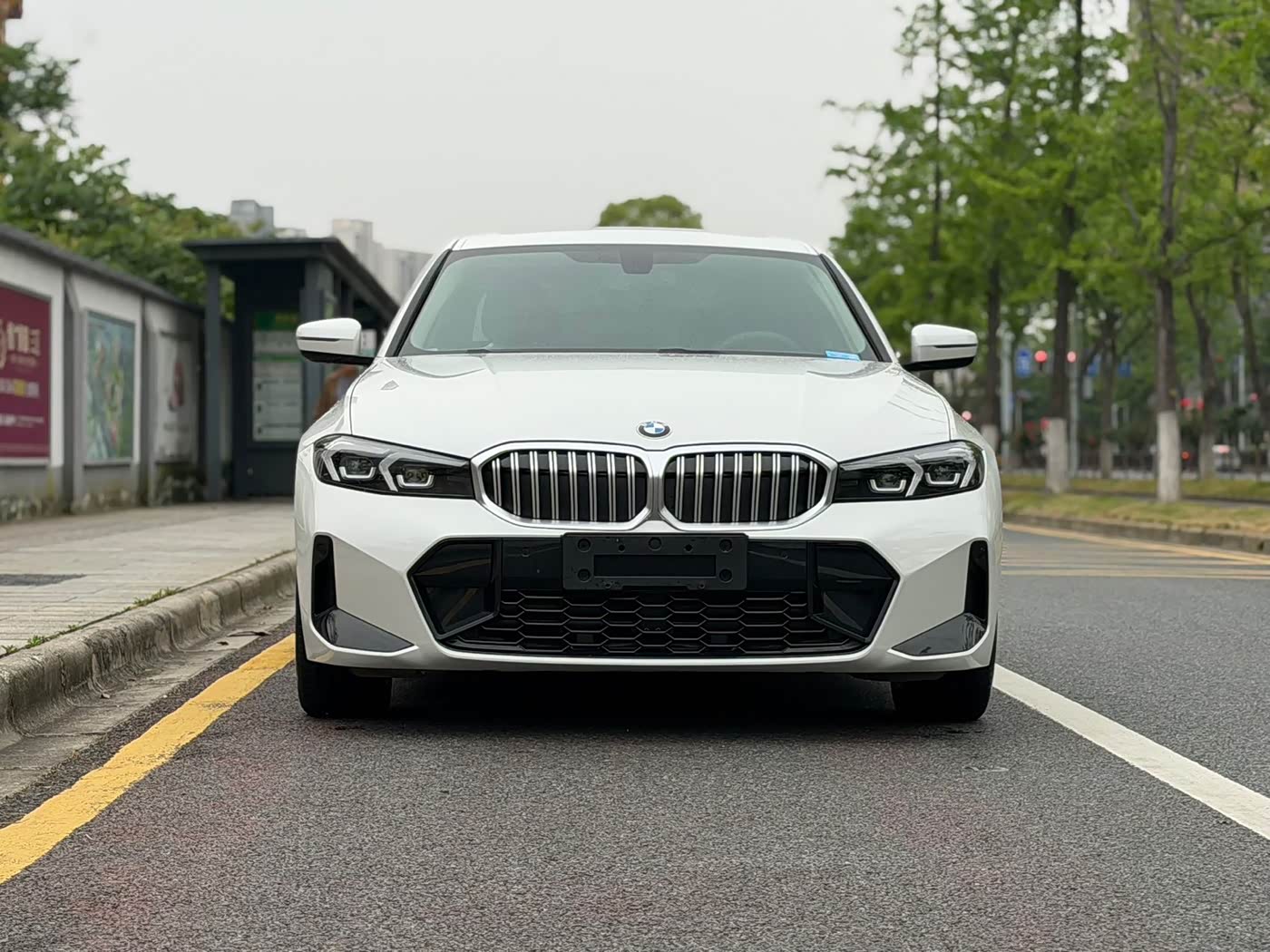 BMW 3 Series 2.0 л 2023 г. Белый, пробег 41000 км