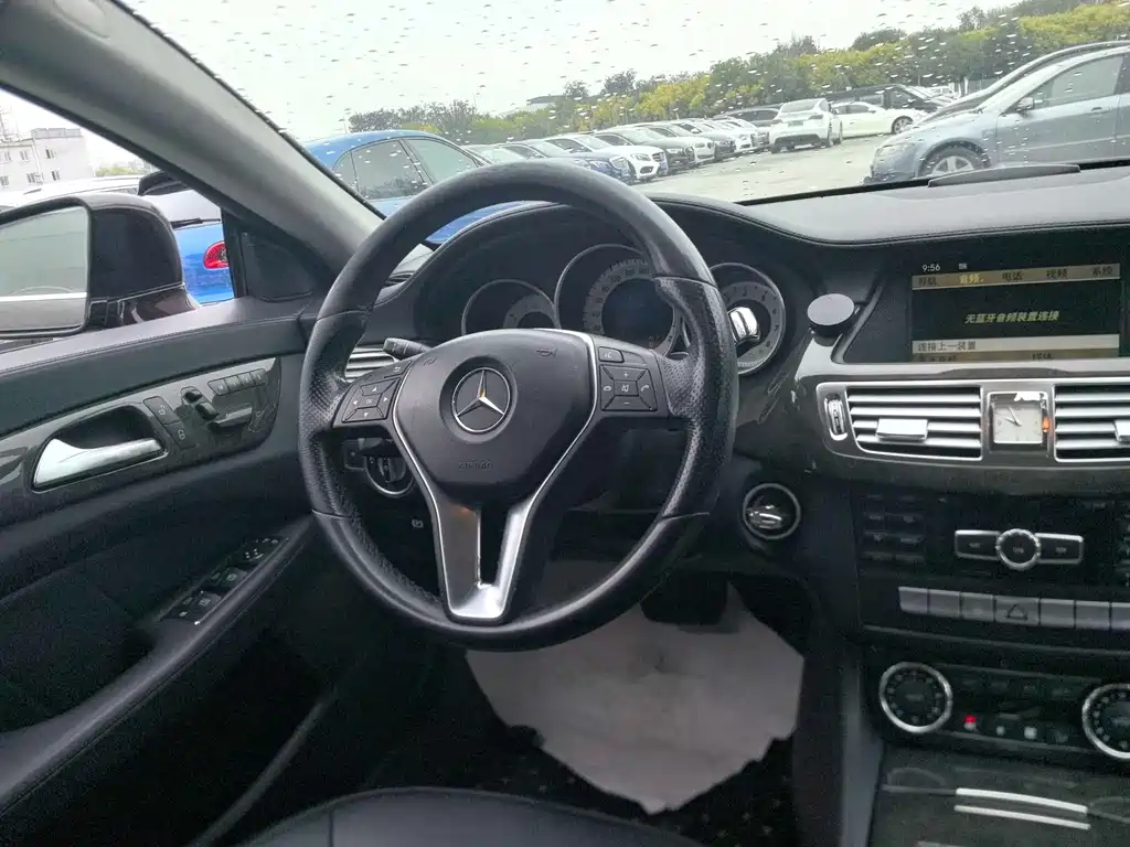Mercedes-Benz CLS — миниатюра 11