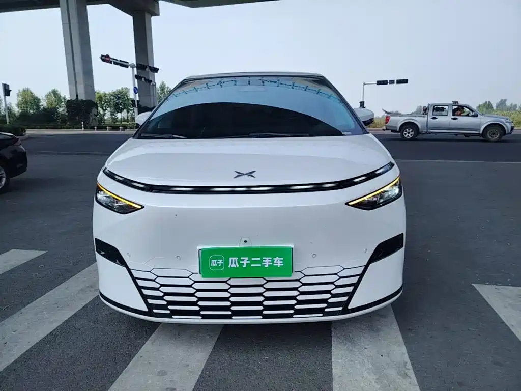 XPeng X9 — миниатюра 3