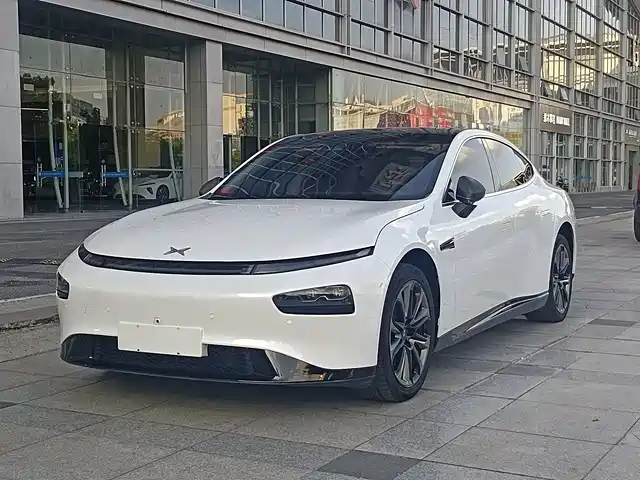 XPeng P7