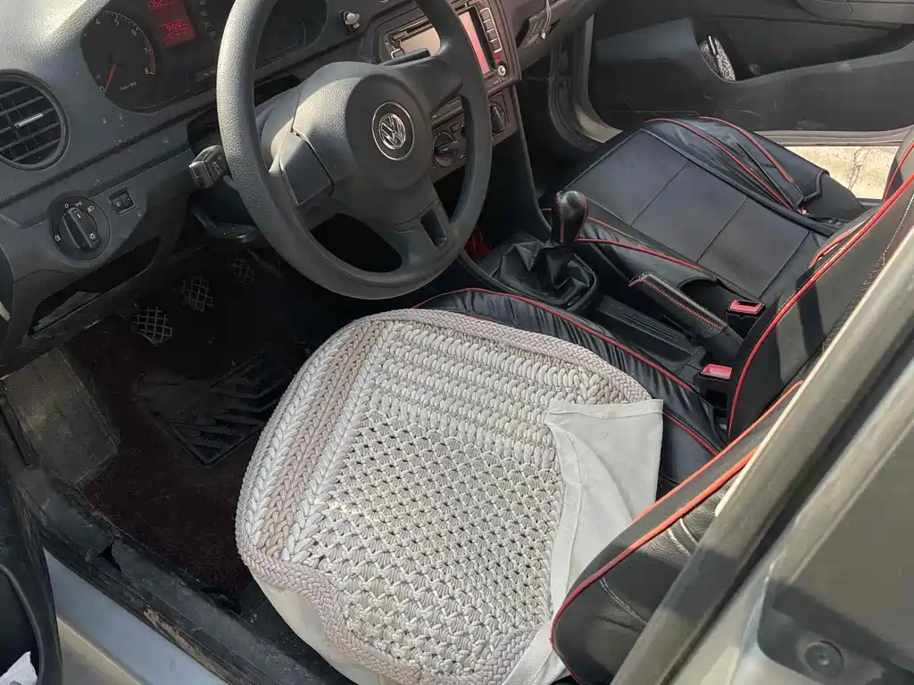 Volkswagen Jetta — миниатюра 9