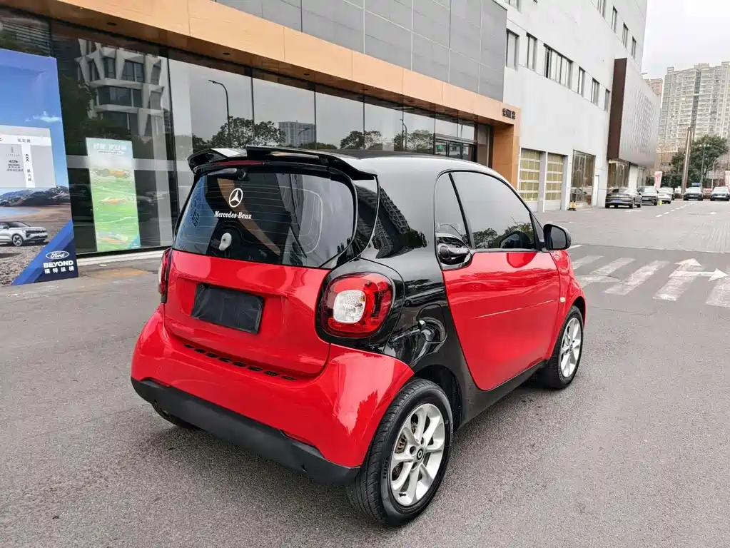 smart Smart Fortwo — миниатюра 6